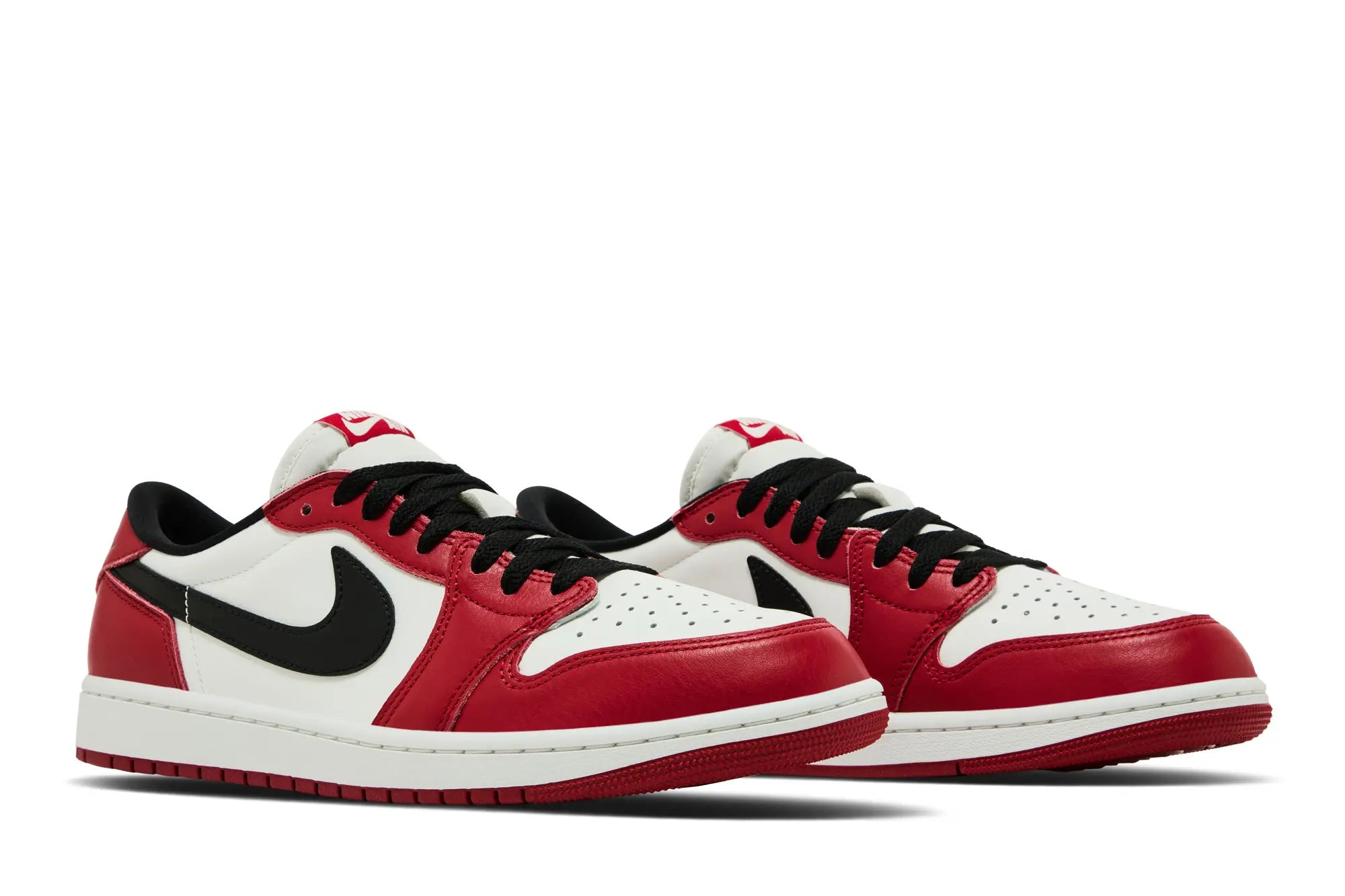 Air Jordan 1 Retro Low OG 'Chicago' (2025)