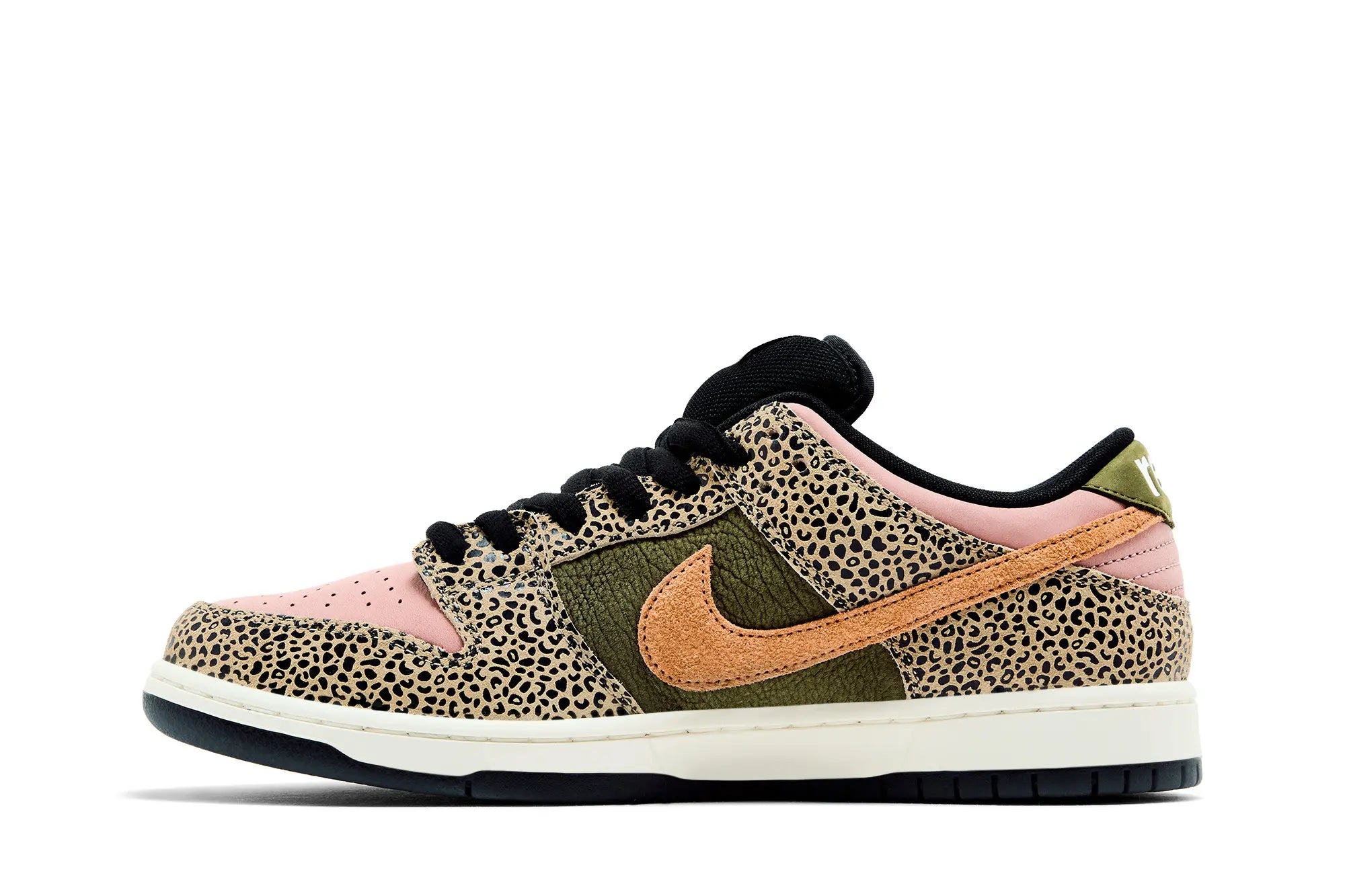 Nike Dunk Low SB x Arts Rec 'Khaki'