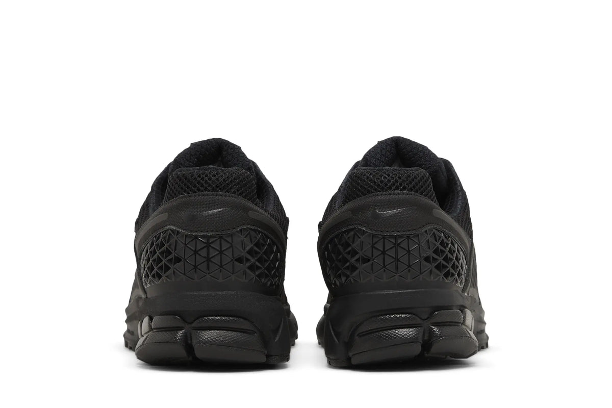 Nike Zoom Vomero 5 'Triple Black'